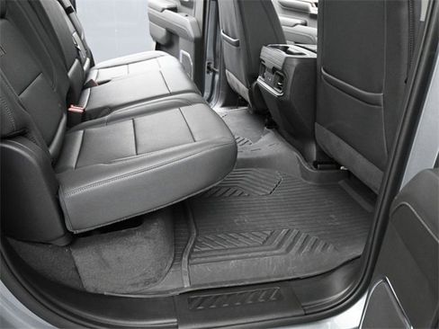 Used 2024 Chevrolet Silverado 1500 LT Trail Boss w/ LT Trail Boss Premium Package image 28