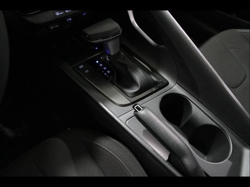 Certified 2025 Hyundai Elantra Sport FWD image 13