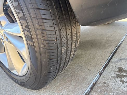 Certified 2023 Buick Encore GX Preferred w/ Cold Weather Comfort Package image 17