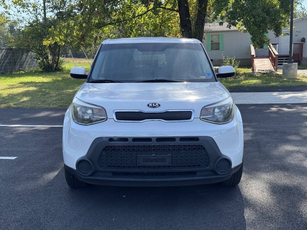 Used 2015 Kia Soul FWD image 1
