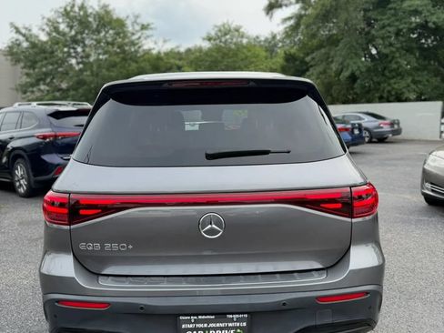 Used 2024 Mercedes-Benz EQB 250+ image 4