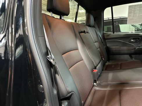 Used 2023 Honda Ridgeline Black Edition image 30