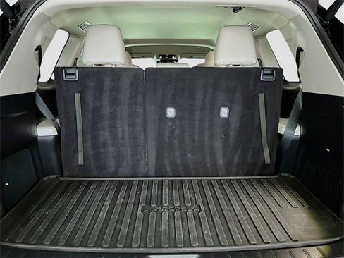 Used 2024 Toyota Grand Highlander Limited image 33