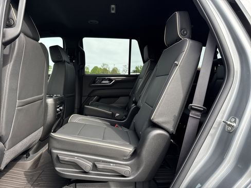 New 2026 GMC Yukon Elevation image 30