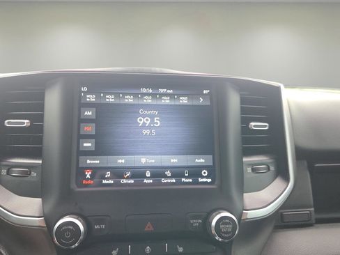 Used 2019 RAM 1500 Big Horn image 10