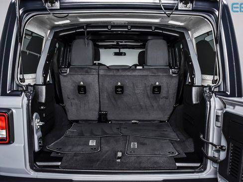 Used 2021 Jeep Wrangler Unlimited Sport image 14