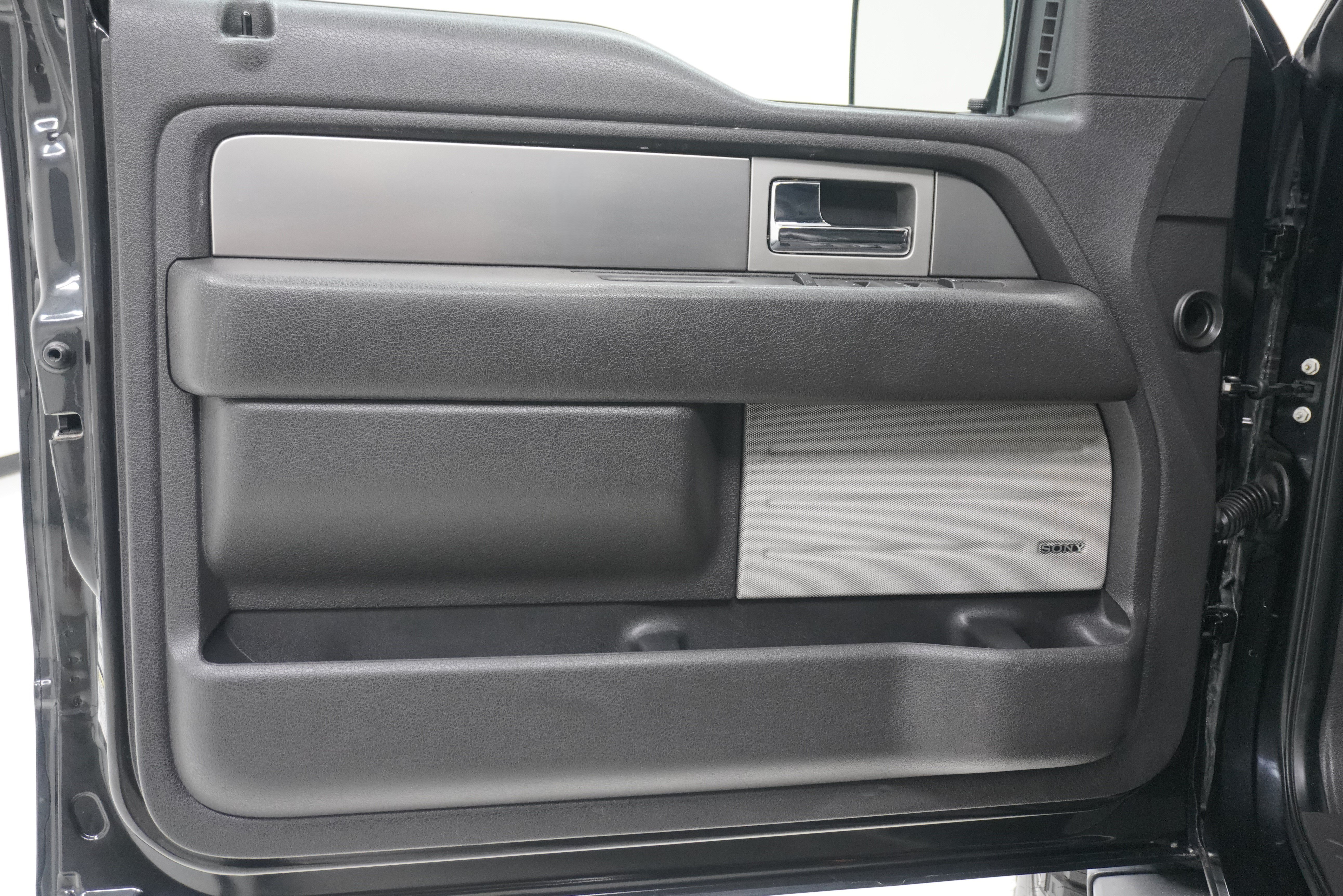 Used 2013 Ford F150 FX4 w/ Luxury Equipment Group AWD/4WD image 16