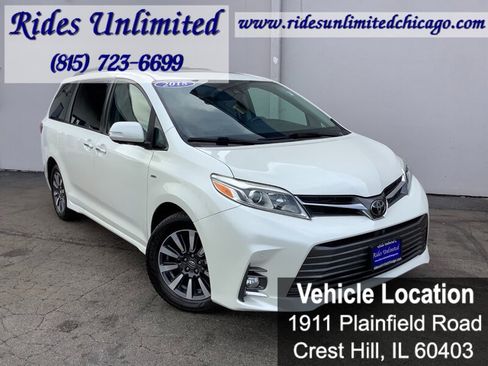 Used 2018 Toyota Sienna Limited Premium w/ Carpet Mat Package AWD/4WD image 9