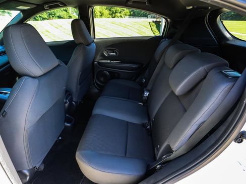 Used 2022 Honda HR-V Sport image 35