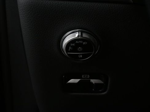 Certified 2023 Mercedes-Benz GLC 300 4MATIC image 9