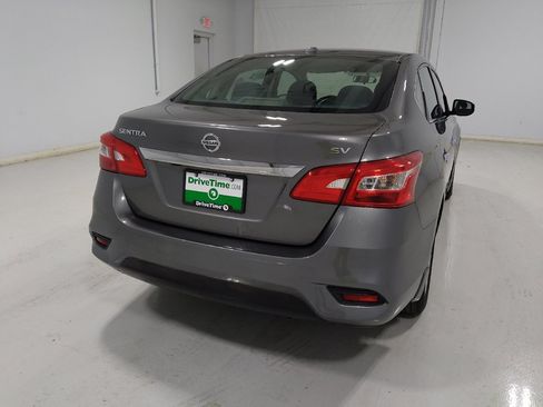 Used 2019 Nissan Sentra SV FWD image 7