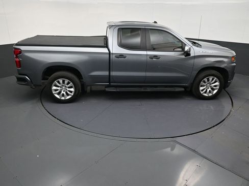 Used 2021 Chevrolet Silverado 1500 Custom RWD image 18