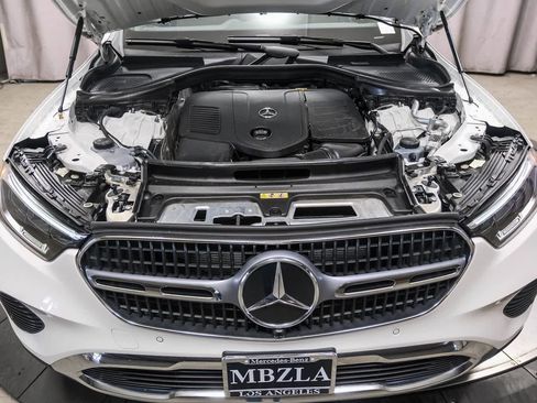 Certified 2025 Mercedes-Benz GLC 300 GLC 300 image 26