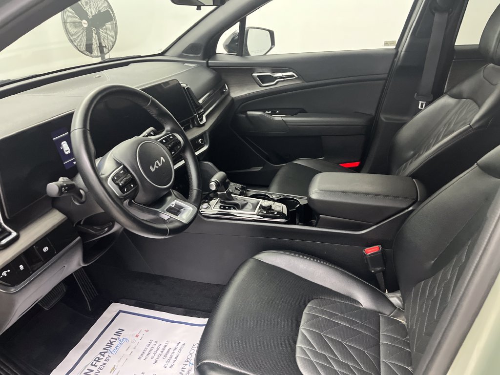 Used 2025 Kia Sportage X-Line AWD/4WD image 12