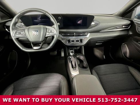 Used 2025 Buick Envista Preferred w/ Convenience I Package FWD image 7
