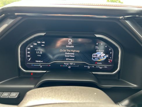 Used 2024 GMC Sierra 2500 AT4 w/ AT4 Premium Plus Package AWD/4WD image 26