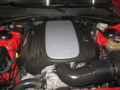 Used 2014 Dodge Charger R/T image 16