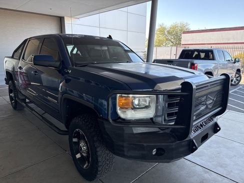 Used 2015 GMC Sierra 1500 SLE w/ SLE Value Package image 3