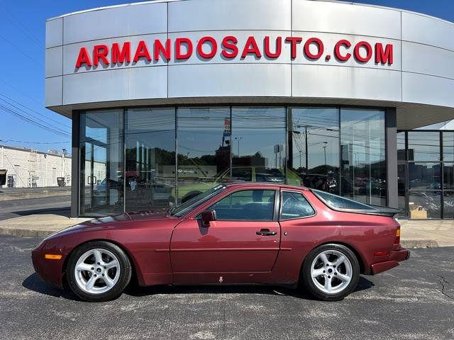 Used 1986 Porsche 944 Turbo RWD image 1