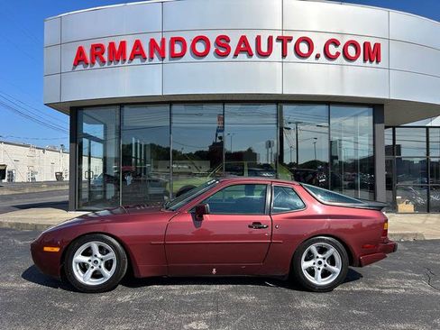 Used 1986 Porsche 944 Turbo image 1