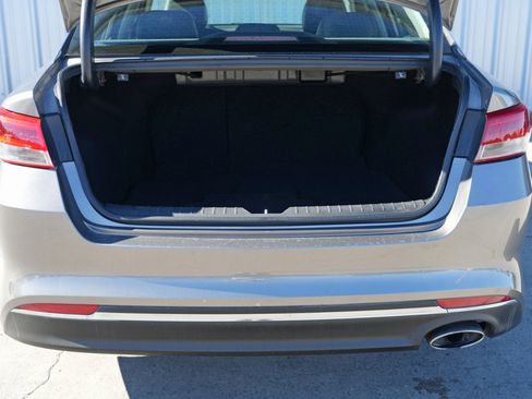 Used 2016 Kia Optima EX image 9