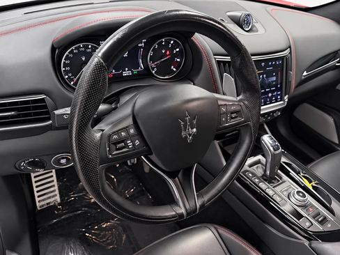 Used 2022 Maserati Levante Modena S AWD/4WD image 10