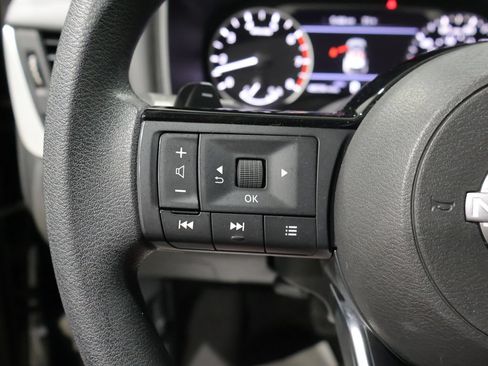 Used 2023 Nissan Rogue SV AWD/4WD image 36