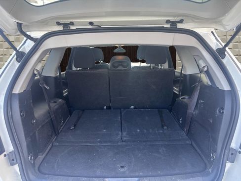 Used 2019 Dodge Journey SE w/ Connectivity Group image 28