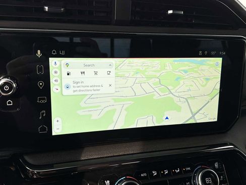 Used 2024 GMC Sierra 1500 AT4 w/ Technology Package image 7