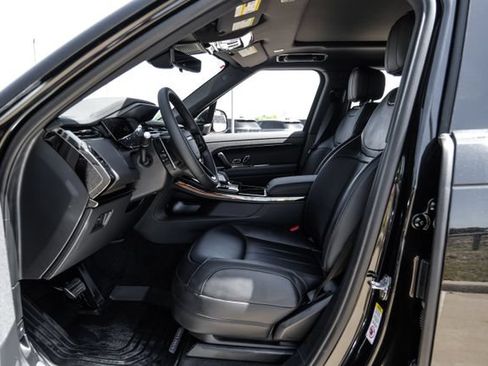 New 2026 Land Rover Range Rover Sport Dynamic SE AWD/4WD image 4