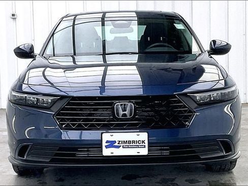 Certified 2024 Honda Accord EX image 3