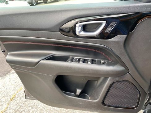 Certified 2022 Jeep Compass Trailhawk w/ Trailhawk Elite Group image 22