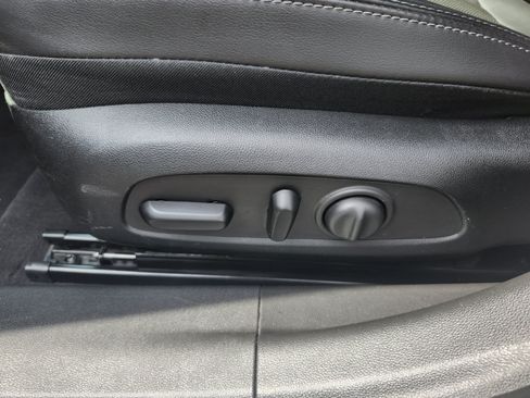 Used 2017 Buick LaCrosse Essence w/ Sun and Shade Package FWD image 20