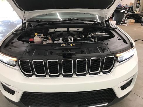 Used 2024 Jeep Grand Cherokee Limited 4xe image 42