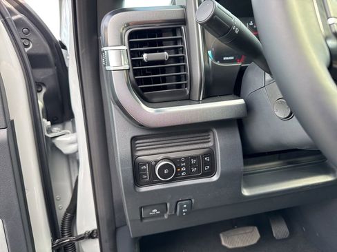 Used 2026 Ford F450 Platinum image 31