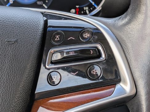 Used 2018 Cadillac Escalade Premium Luxury AWD/4WD image 29