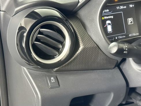 Used 2018 Nissan Kicks SV FWD image 10