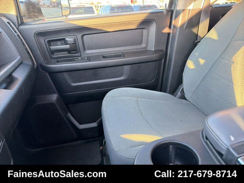 Used 2016 RAM 2500 Tradesman w/ Chrome Appearance Group image 87