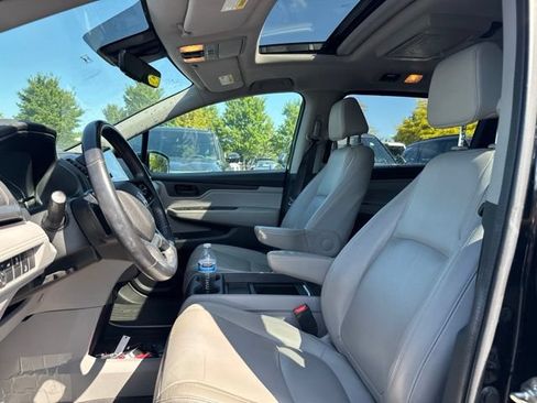 Used 2018 Honda Odyssey EX-L image 9