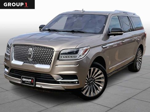 Used 2018 Lincoln Navigator L Reserve w/ Technology Package image 1