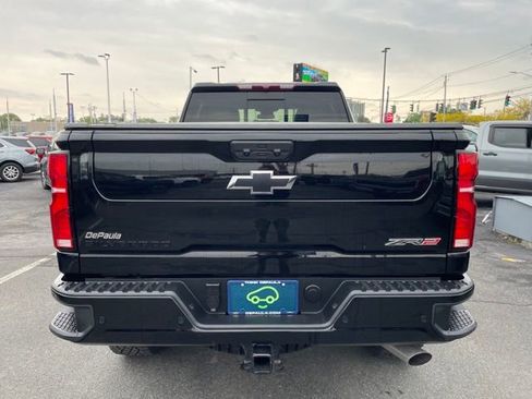 Certified 2025 Chevrolet Silverado 2500 ZR2 w/ Snow Plow Prep/Camper Package AWD/4WD image 21