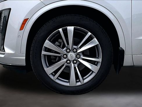 Used 2020 Cadillac XT6 Premium Luxury AWD/4WD image 10