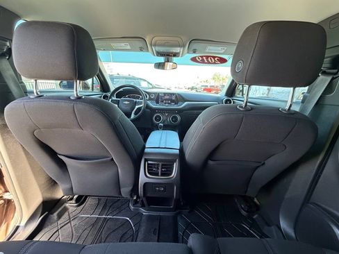 Used 2019 Chevrolet Blazer LT w/ LPO, Floor Liner Package FWD image 12