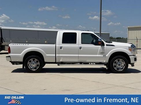 Used 2014 Ford F250 Platinum w/ FX4 Off-Road Package AWD/4WD image 3