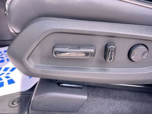 Used 2024 Honda Pilot Elite image 13