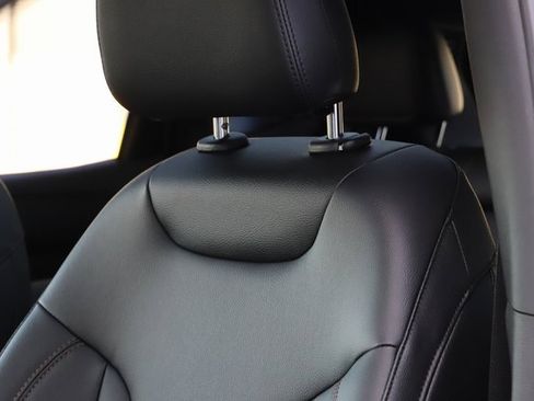 New 2024 Jeep Compass Latitude w/ Sun and Sound Group image 12