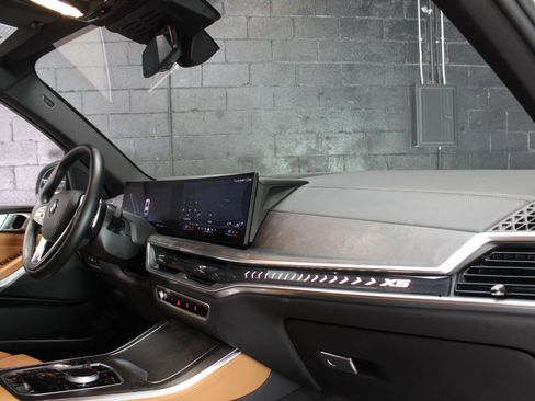 Used 2024 BMW X5 sDrive40i image 49
