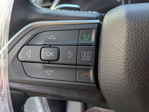 New 2025 Jeep Grand Cherokee L Altitude image 15