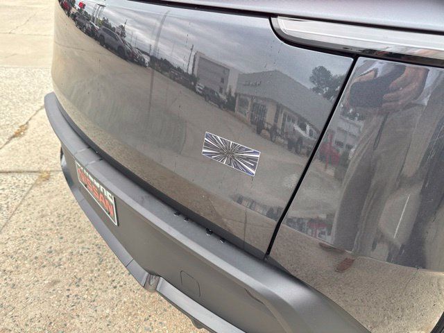 Used 2026 Tesla Model Y Performance AWD/4WD image 9