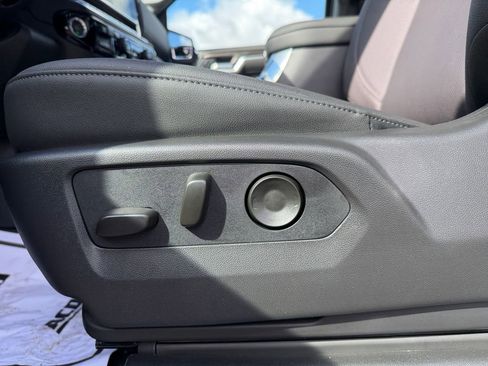 New 2026 Chevrolet Silverado 1500 LTZ w/ LTZ Premium Package image 13